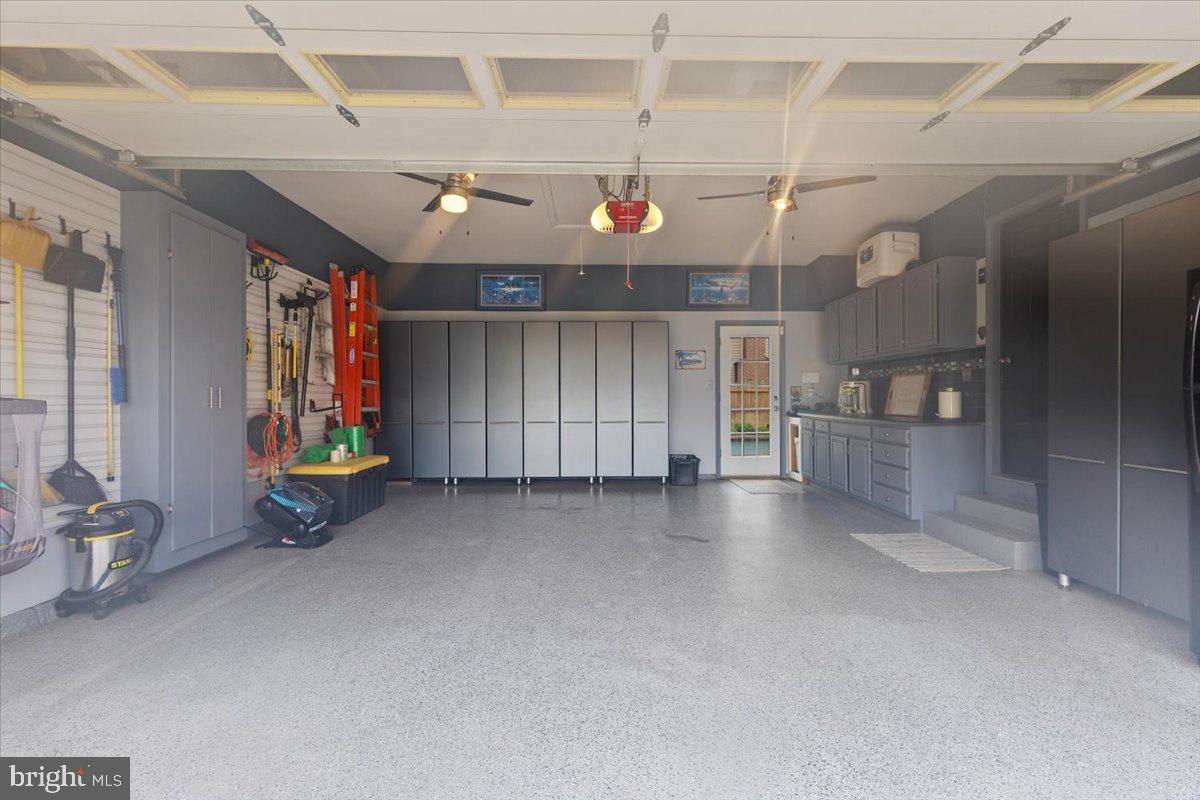 XANADU ESTATES - Residential