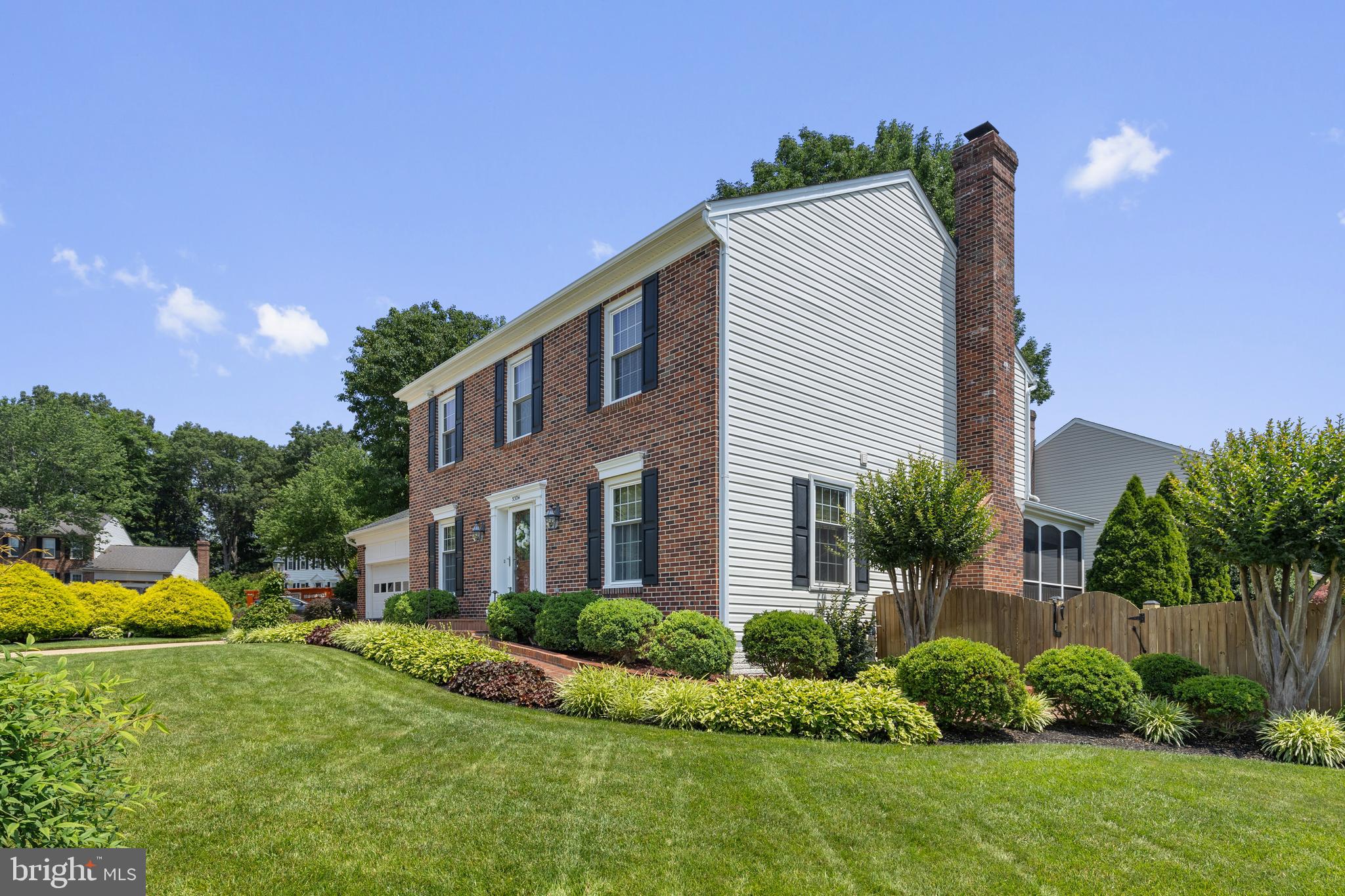 5304 BRADDOCK RIDGE DRIVE