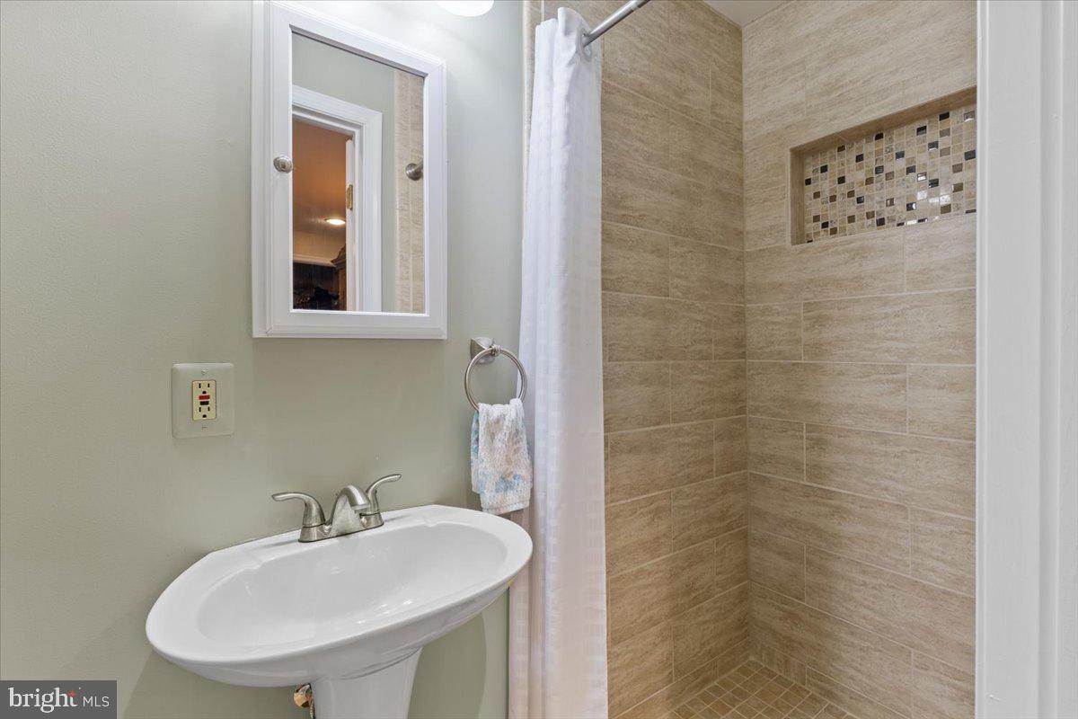 XANADU ESTATES - Residential