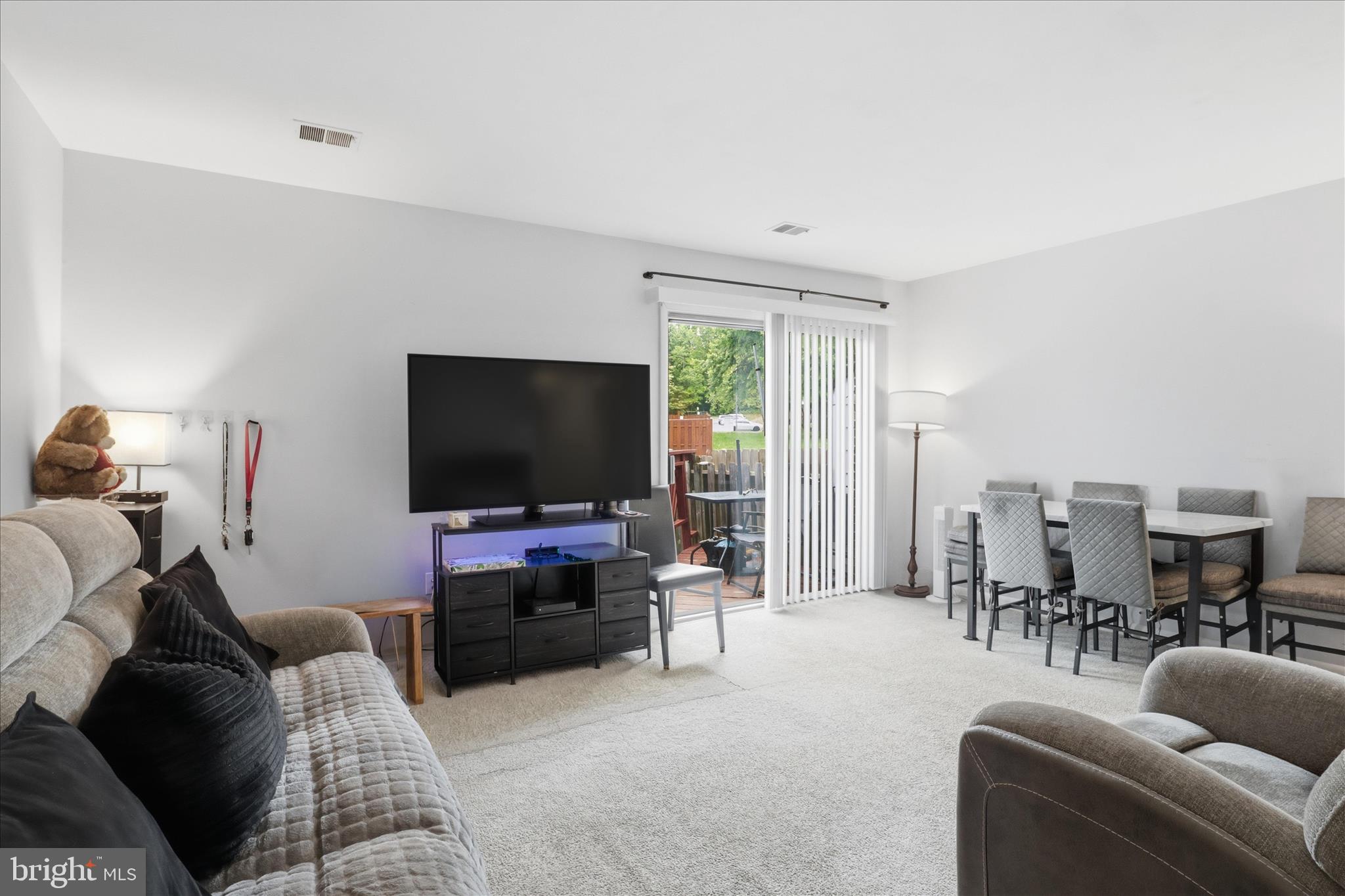 DALE CITY - Residential