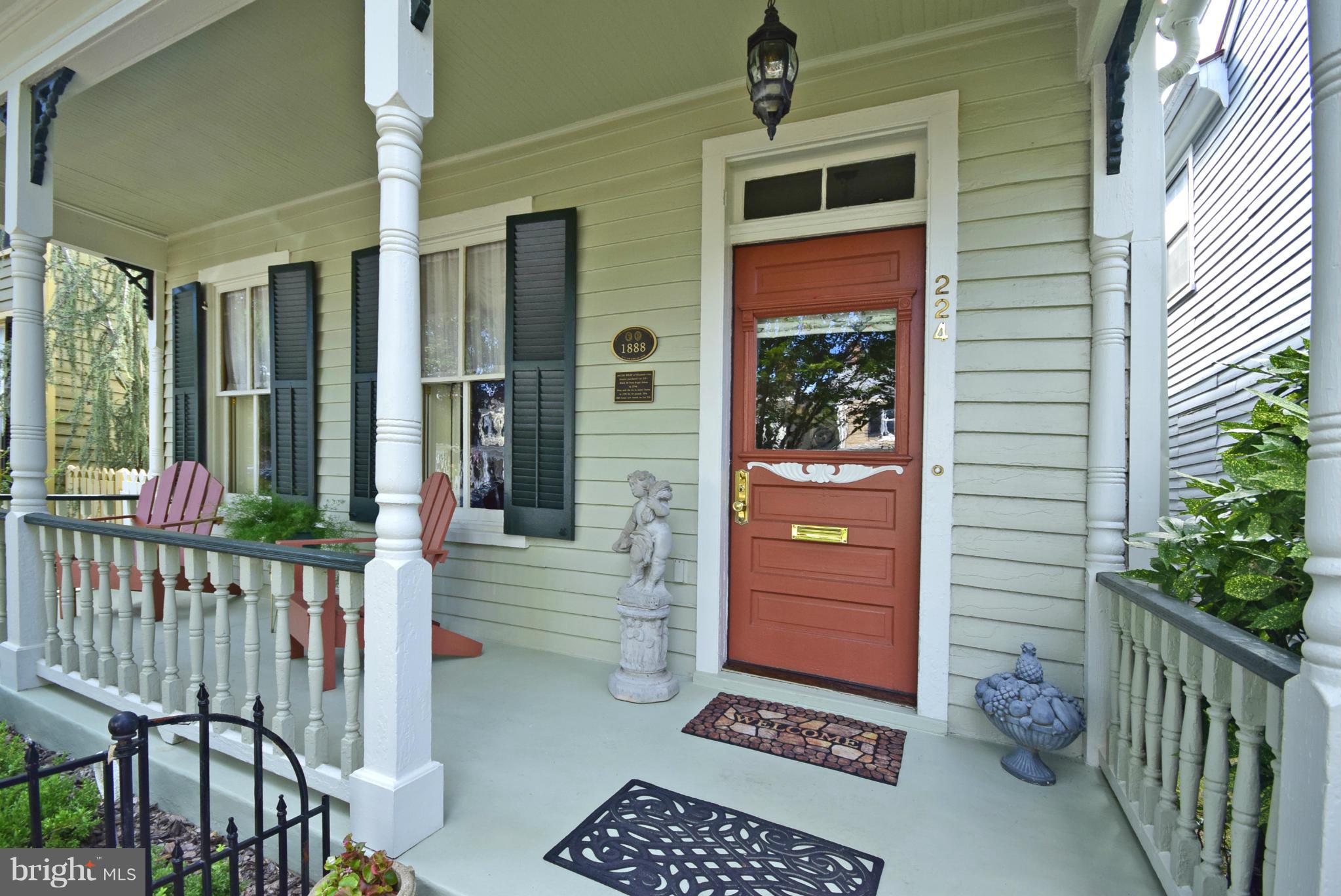 HISTORIC DISTRICT - Residential