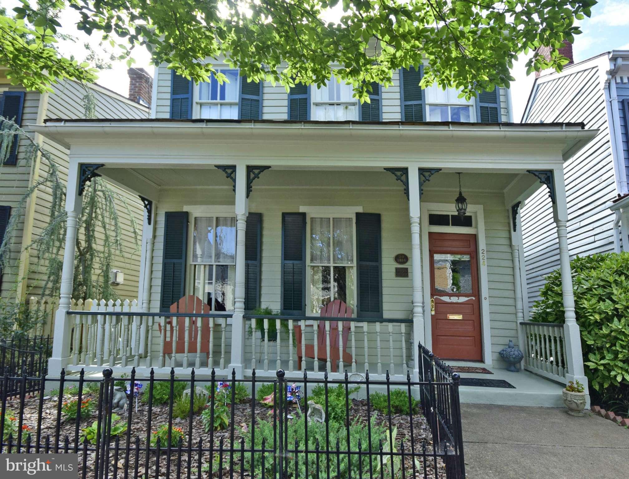 HISTORIC DISTRICT - Residential
