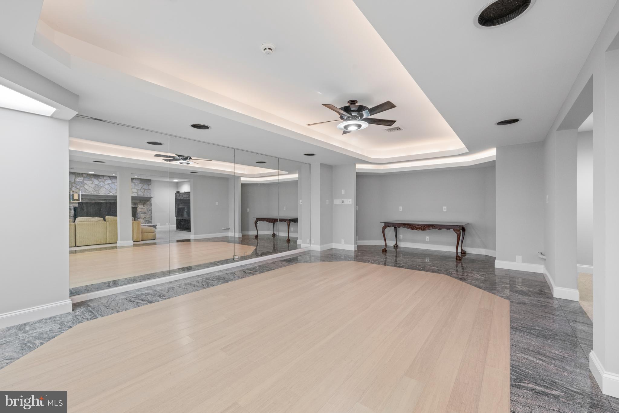 SPRINGTON POINTE - Residential