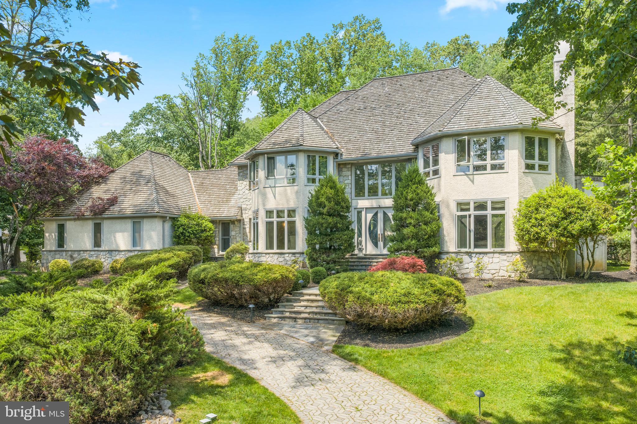 46 SLEEPY HOLLOW DRIVE