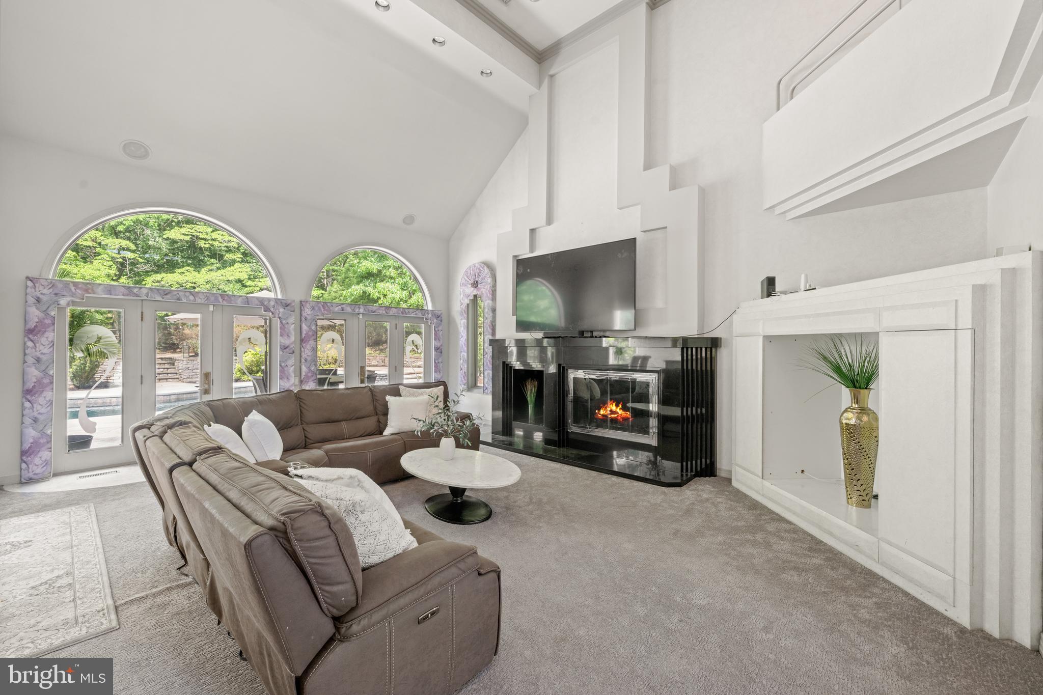 SPRINGTON POINTE - Residential