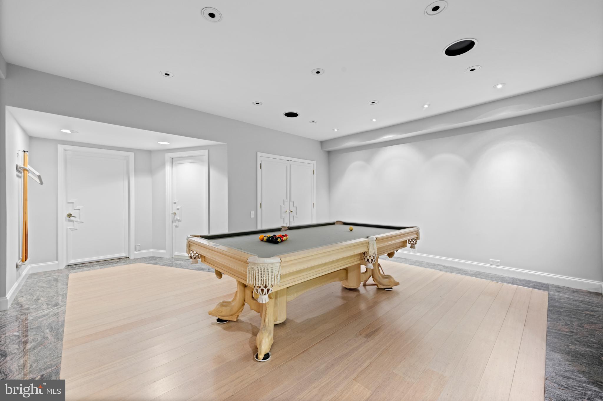 SPRINGTON POINTE - Residential