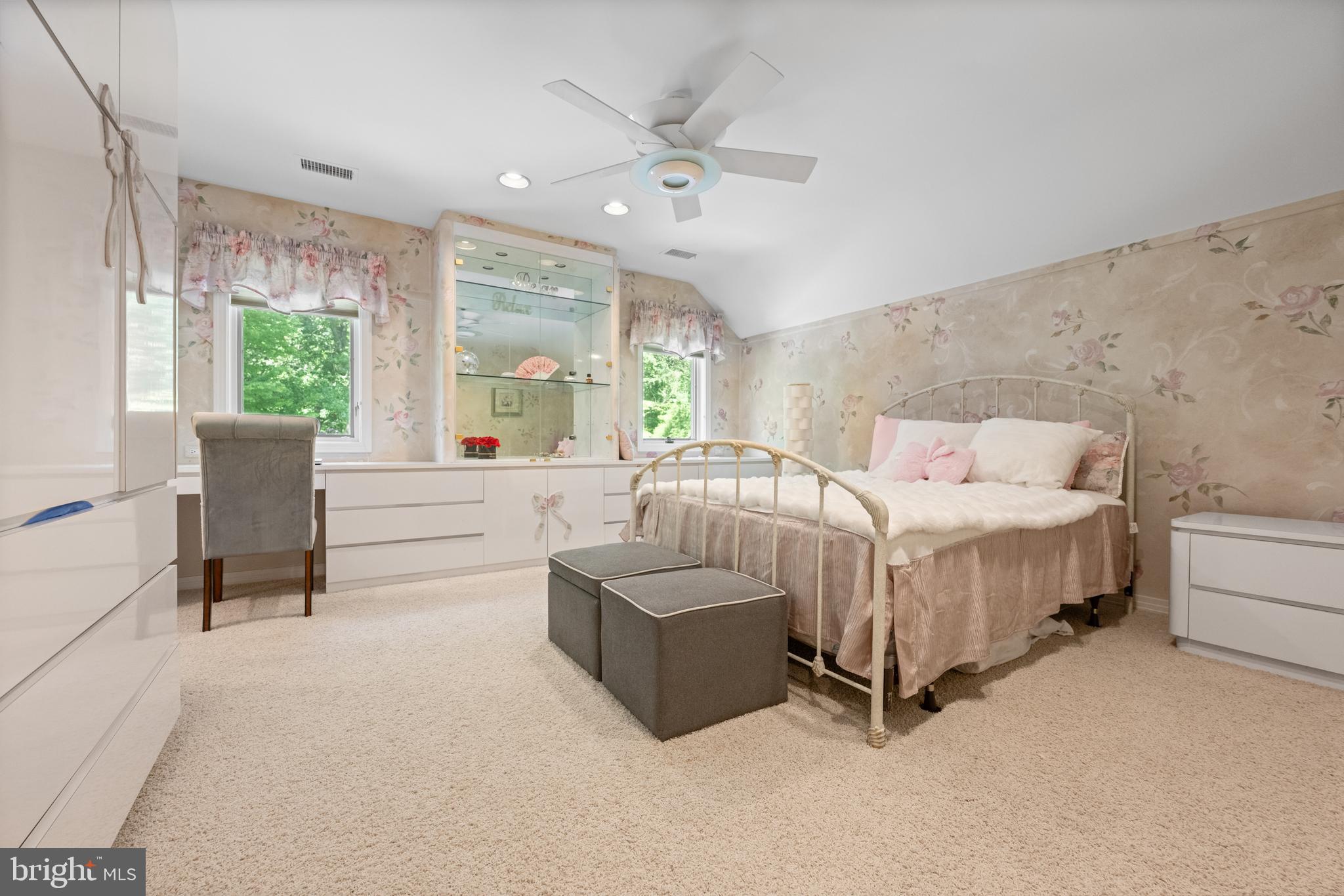 SPRINGTON POINTE - Residential