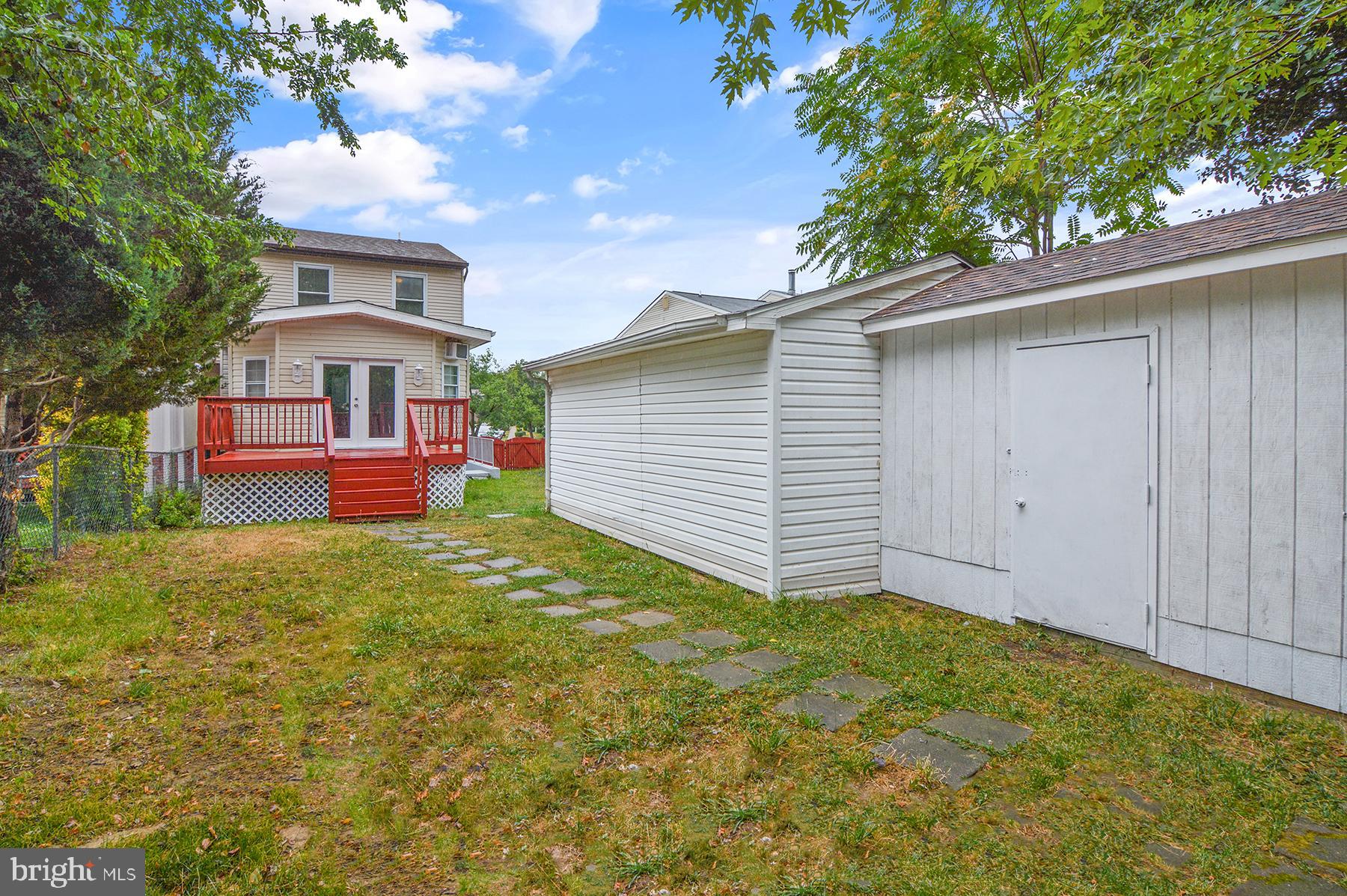 WOODCREST HOMES - Residential