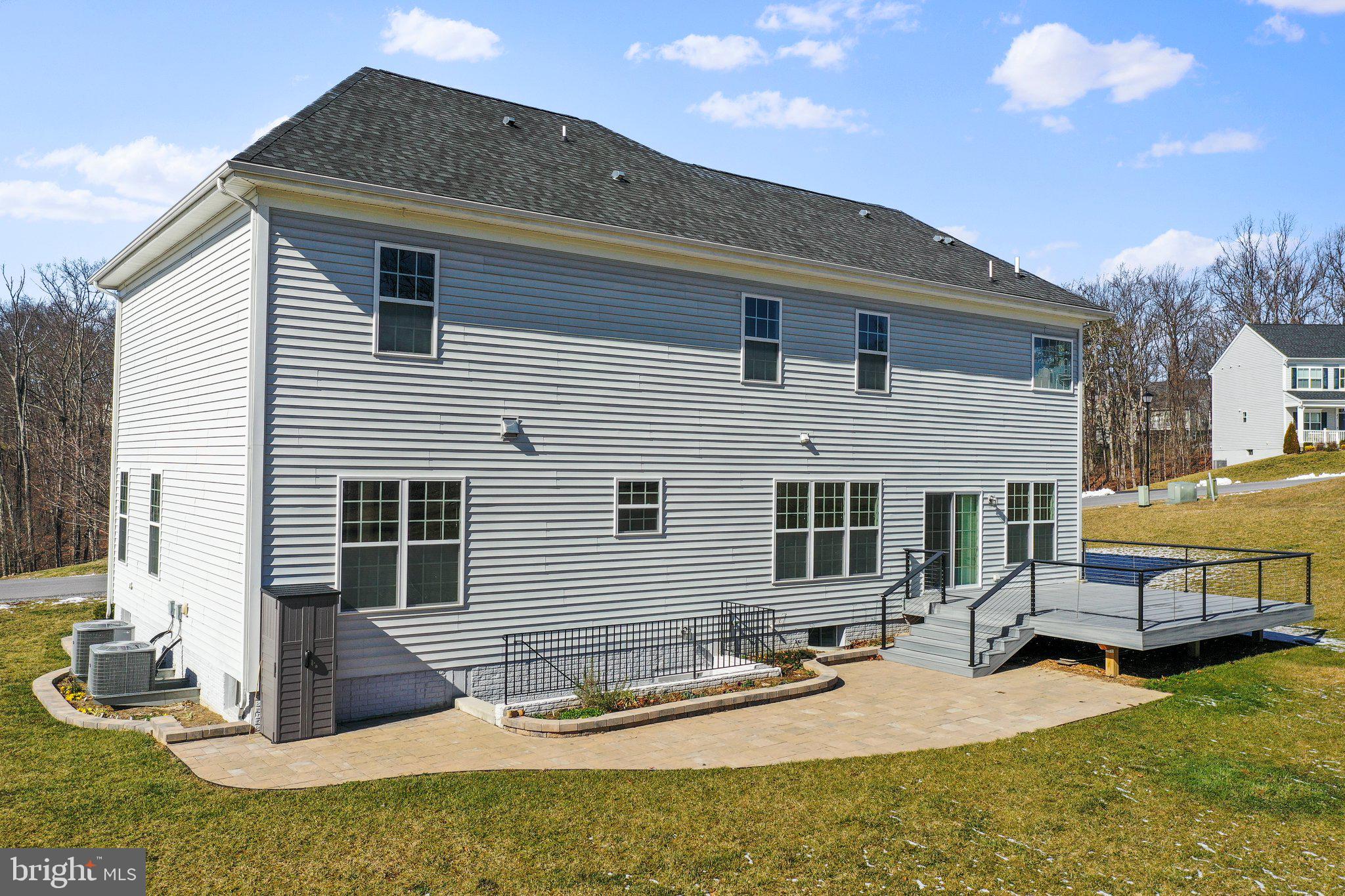 BROOKFIELD ON THE POTOMAC - Residential