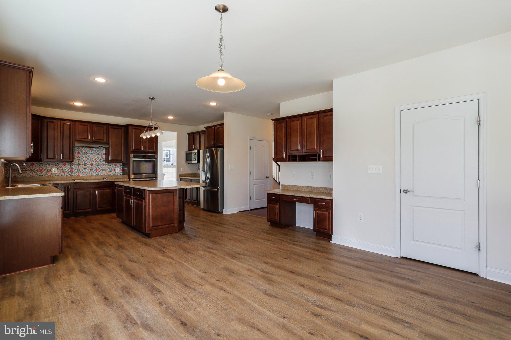 BROOKFIELD ON THE POTOMAC - Residential