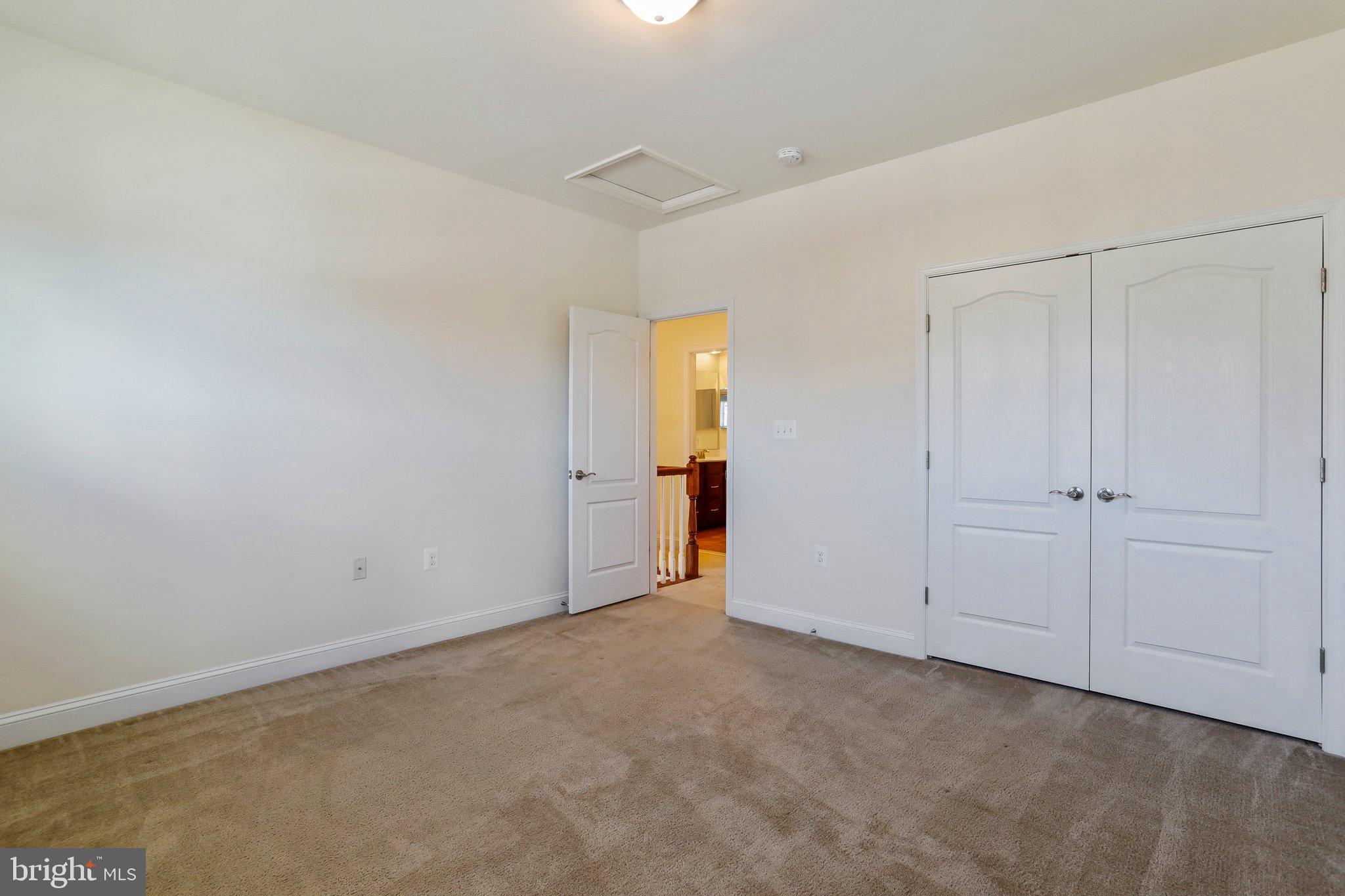 BROOKFIELD ON THE POTOMAC - Residential