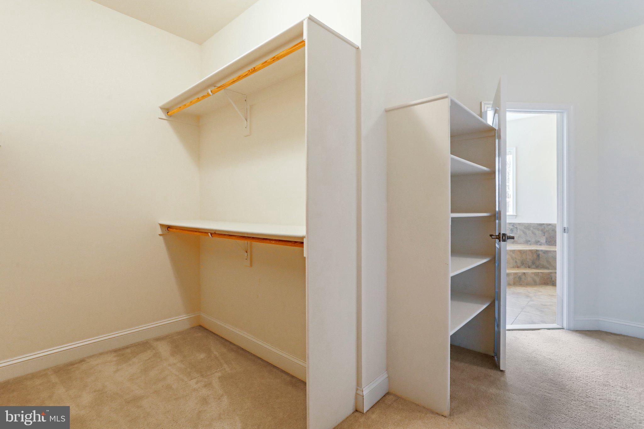 BROOKFIELD ON THE POTOMAC - Residential