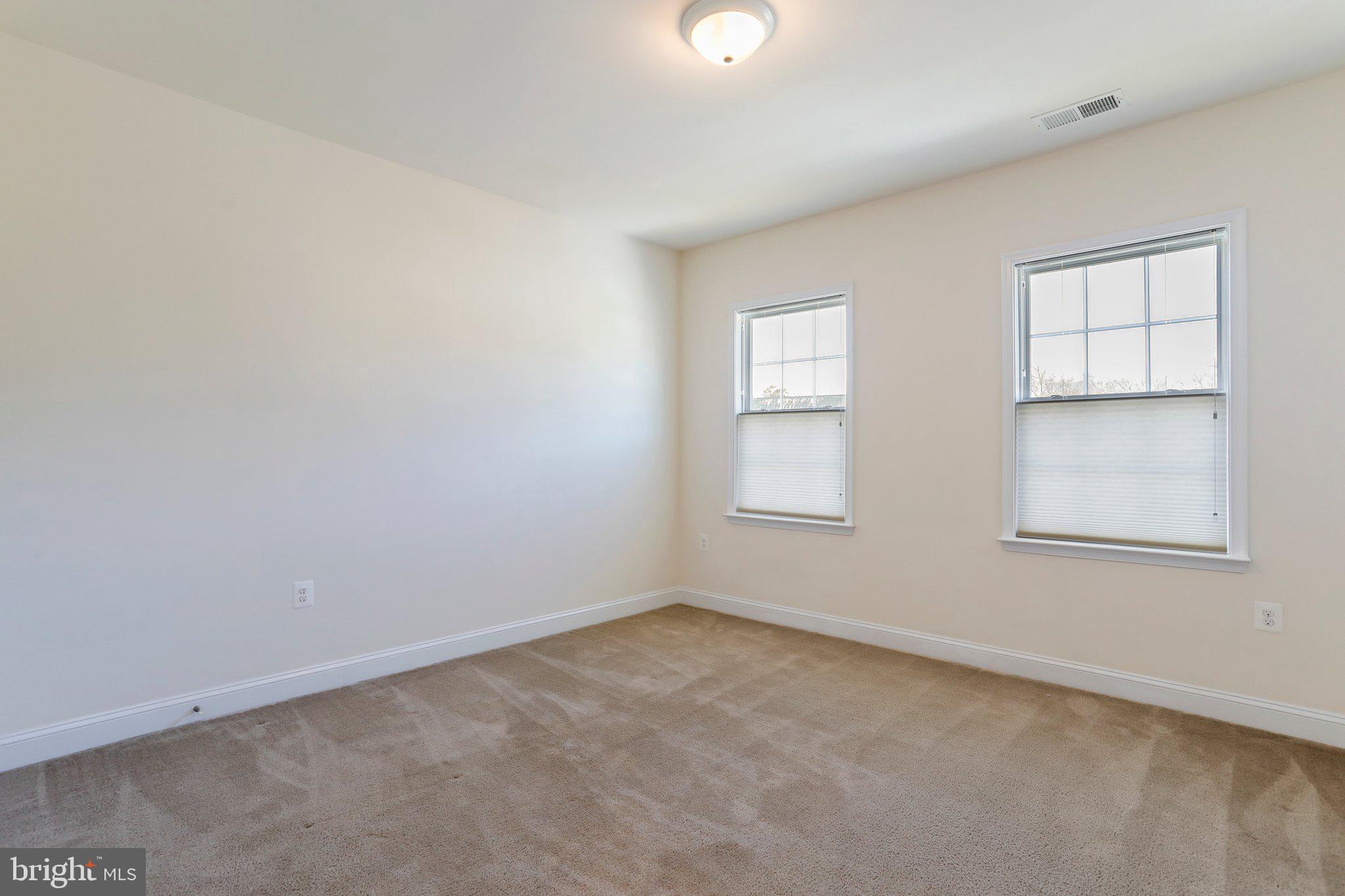 BROOKFIELD ON THE POTOMAC - Residential