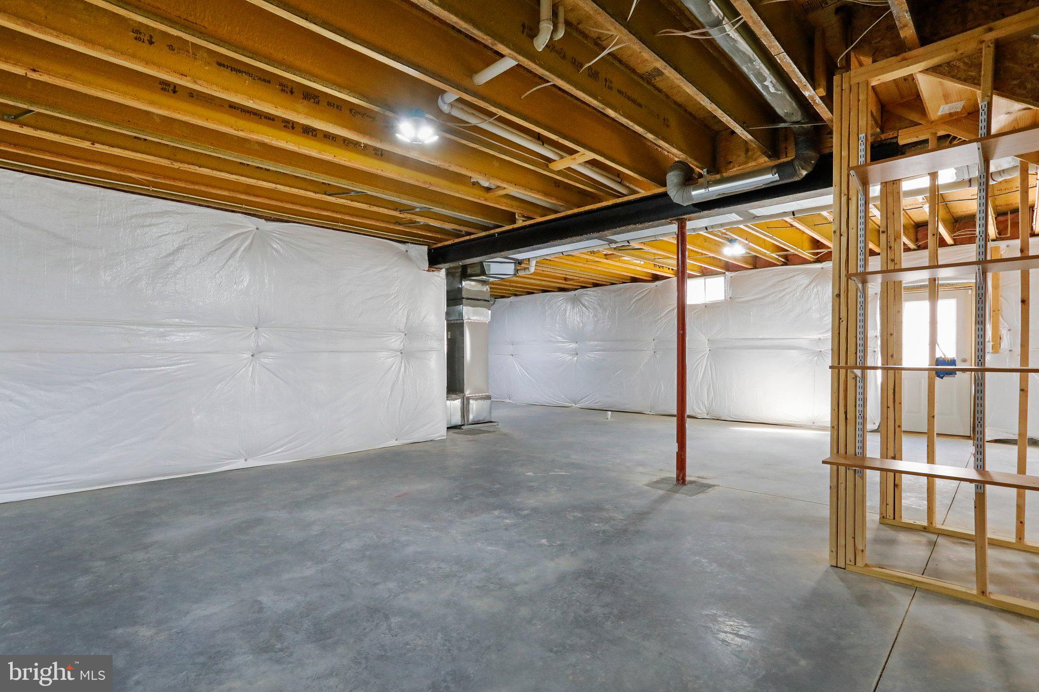 BROOKFIELD ON THE POTOMAC - Residential