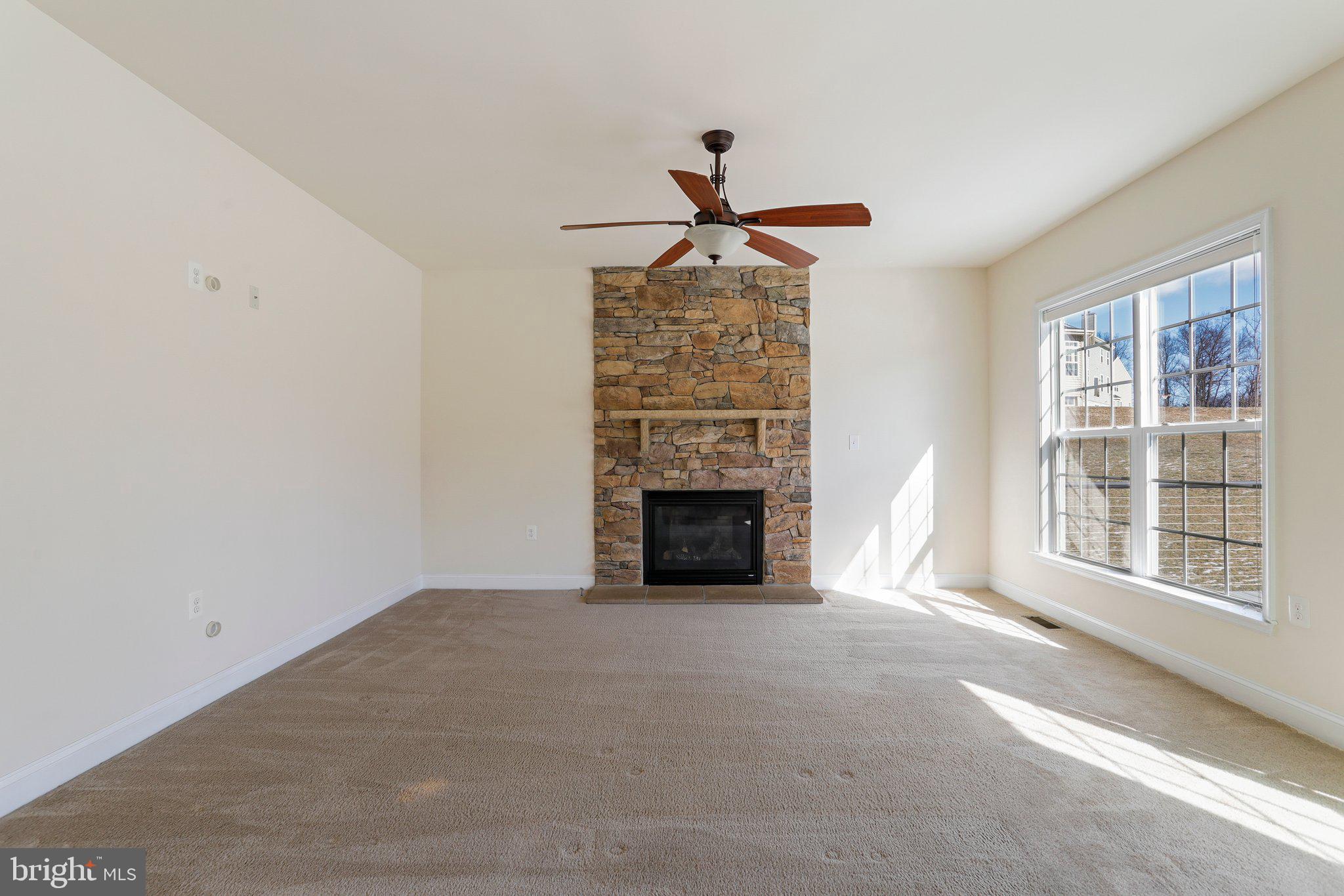 BROOKFIELD ON THE POTOMAC - Residential