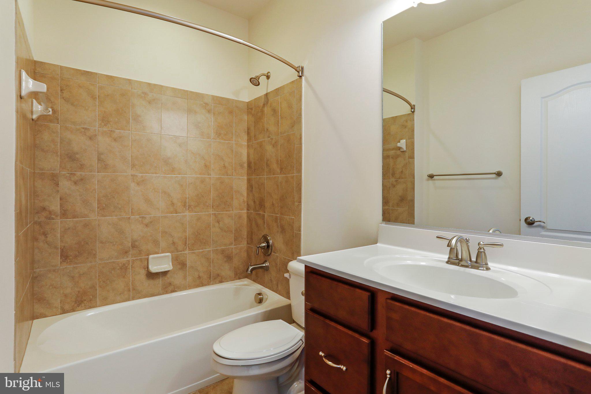 BROOKFIELD ON THE POTOMAC - Residential