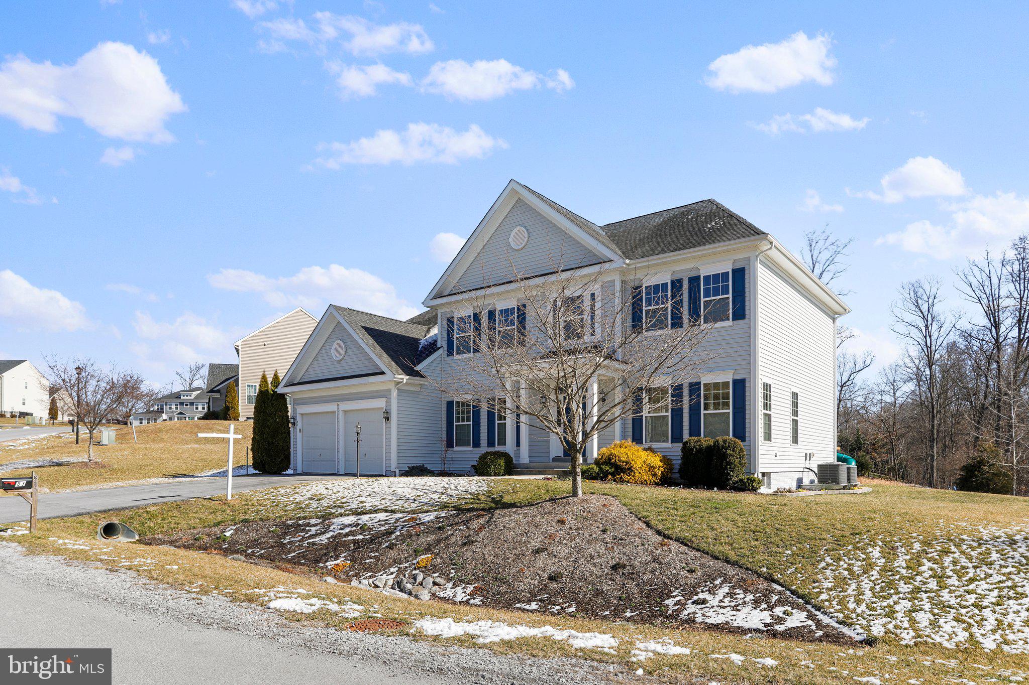 BROOKFIELD ON THE POTOMAC - Residential