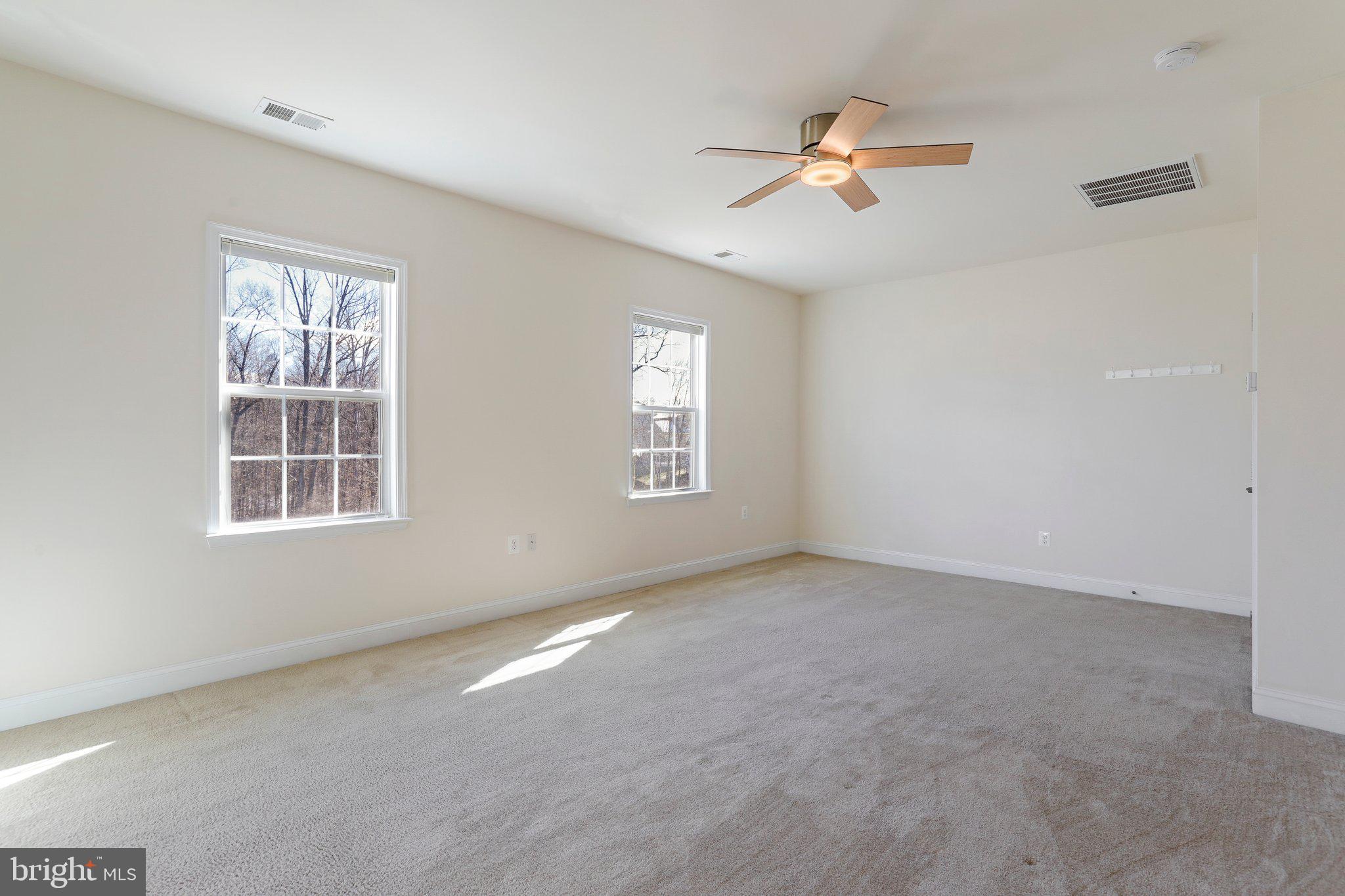 BROOKFIELD ON THE POTOMAC - Residential