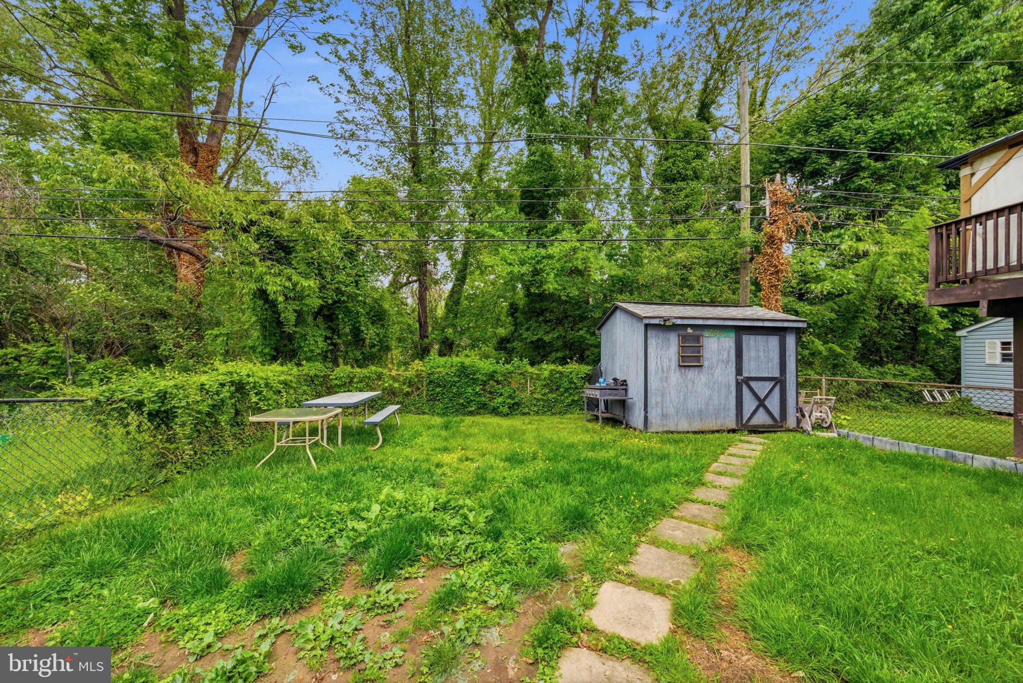 WOODLYN - Residential