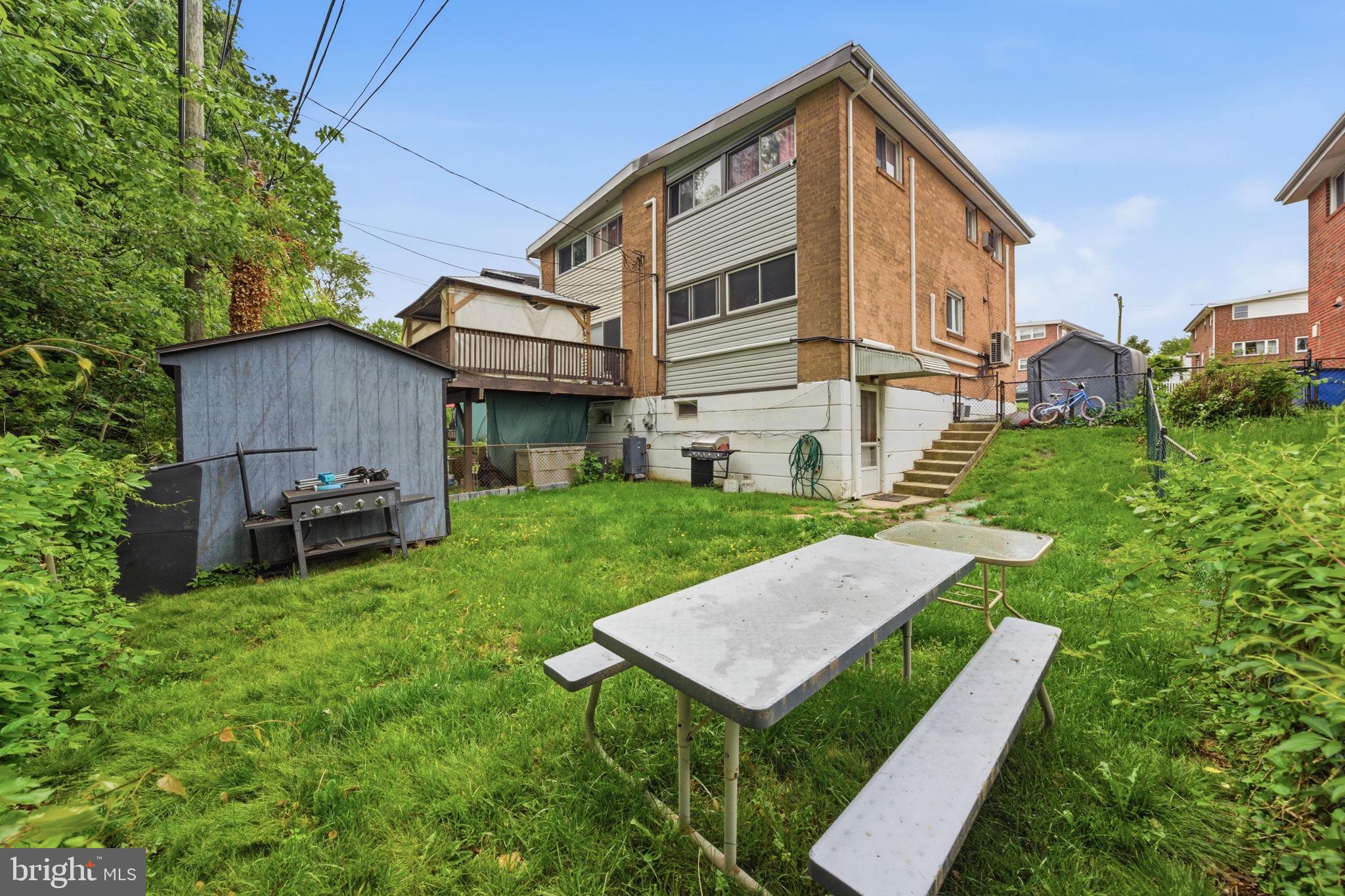 WOODLYN - Residential