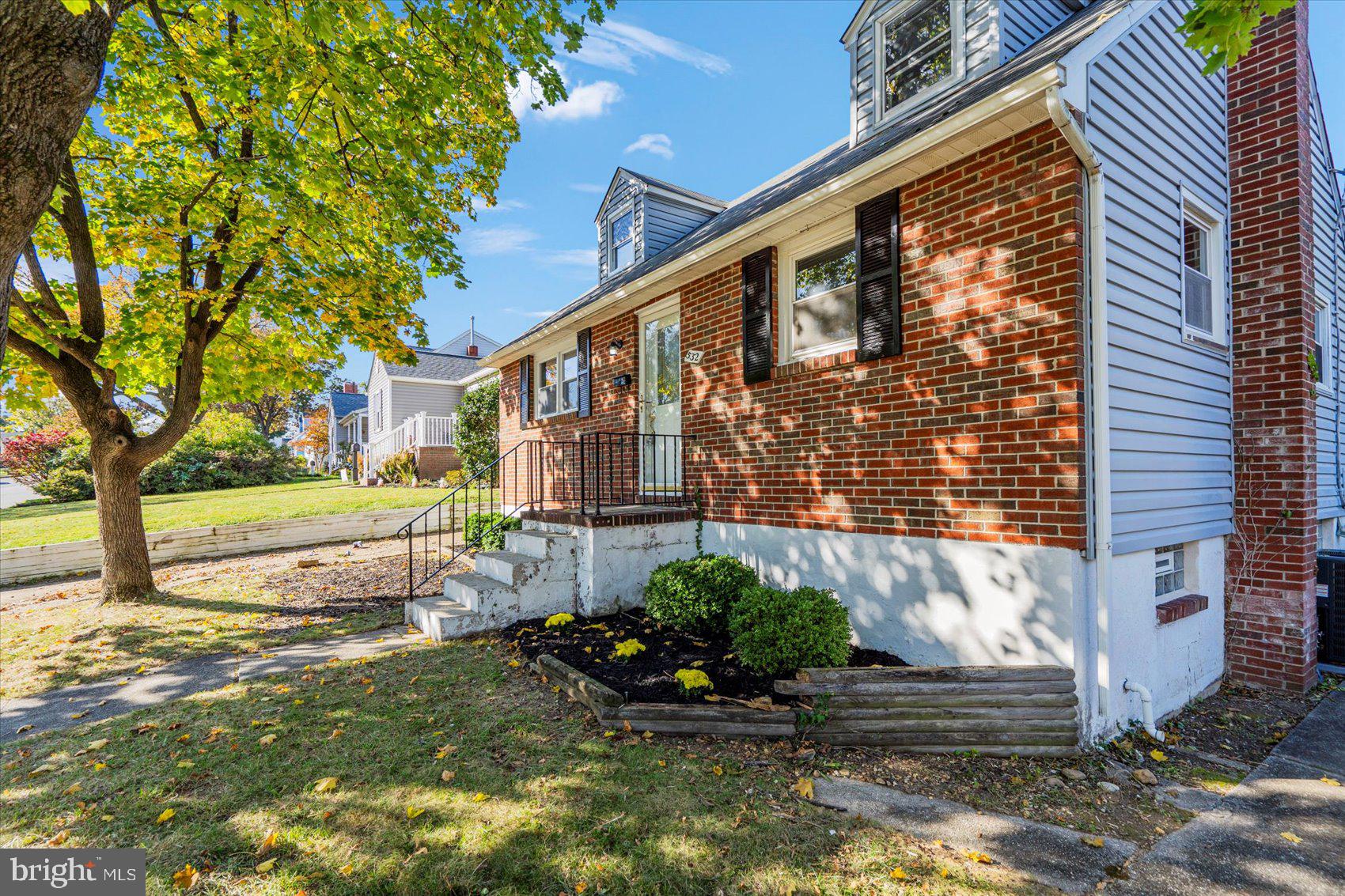 MICHAELTON MANOR - Residential