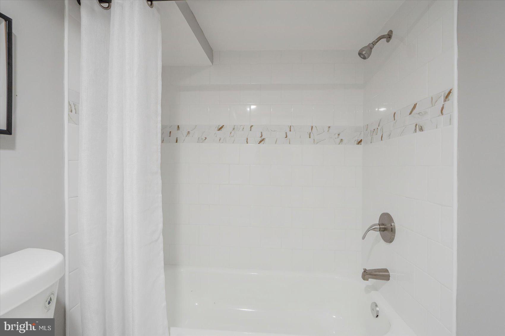 MICHAELTON MANOR - Residential