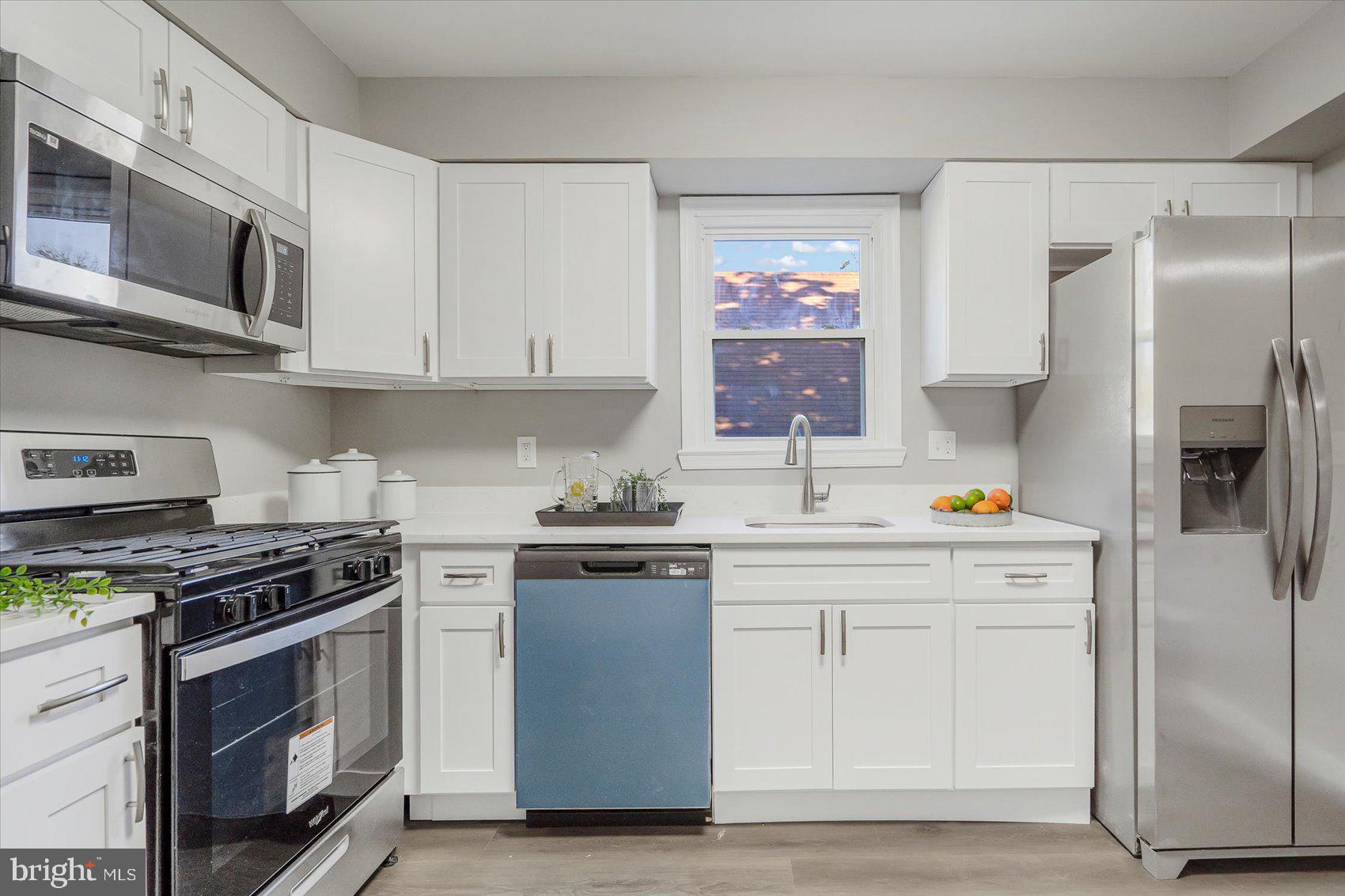 MICHAELTON MANOR - Residential