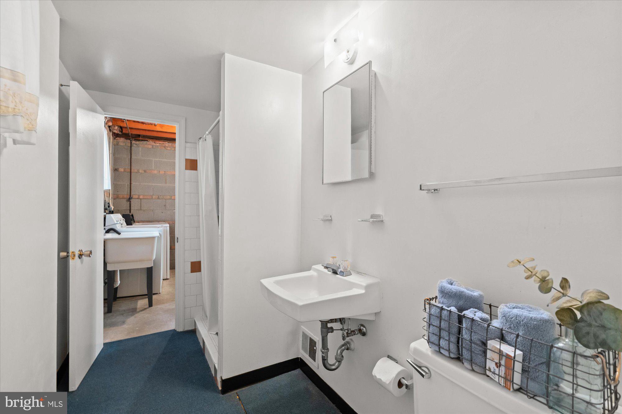 ALCOVA HEIGHTS - Residential