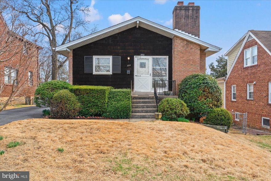 Located in the highly sought-after Alcova Heights community with  easy access to the city, this well-maintained home offers the perfect balance of charm and potential.  Situated on a spacious lot, this property is ready for you to move in as-is and enjoy or bring your vision to life with personalized updates.  With its fantastic location, great lot size, and timeless appeal, this home provides a wonderful opportunity to make it your own or settle into a cozy, well cared for space.  Don't miss out on the chance to call this charming property in Arlington County yours!