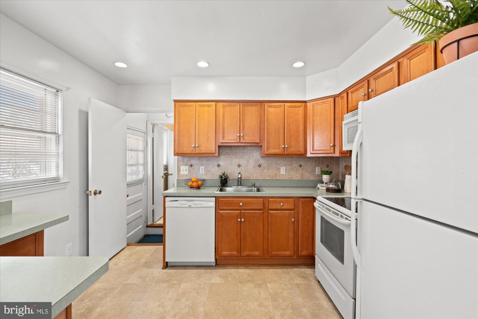 ALCOVA HEIGHTS - Residential