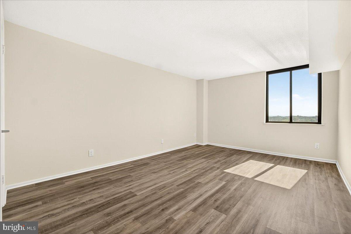 AMERICANA CENTRE - Residential