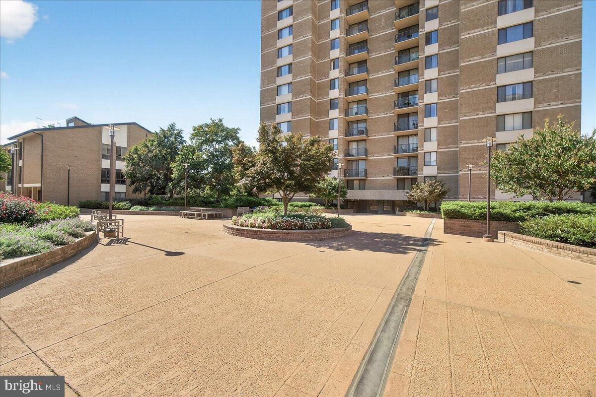 AMERICANA CENTRE - Residential