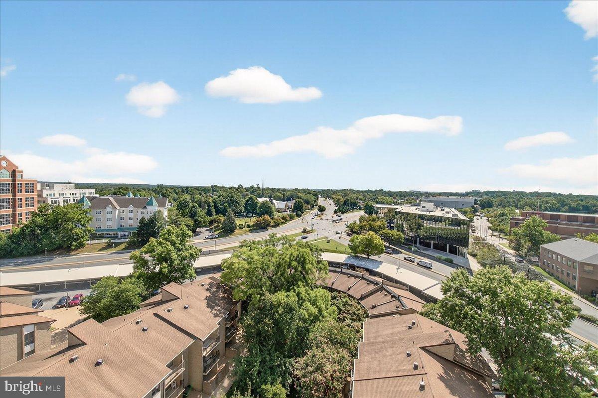 AMERICANA CENTRE - Residential