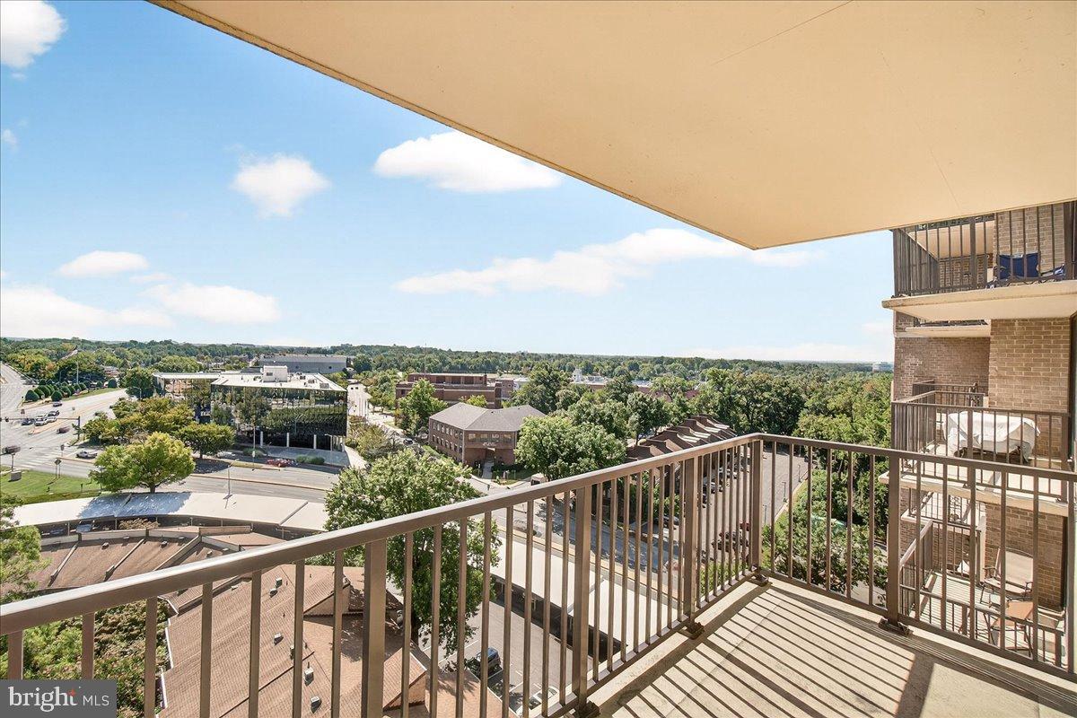 AMERICANA CENTRE - Residential