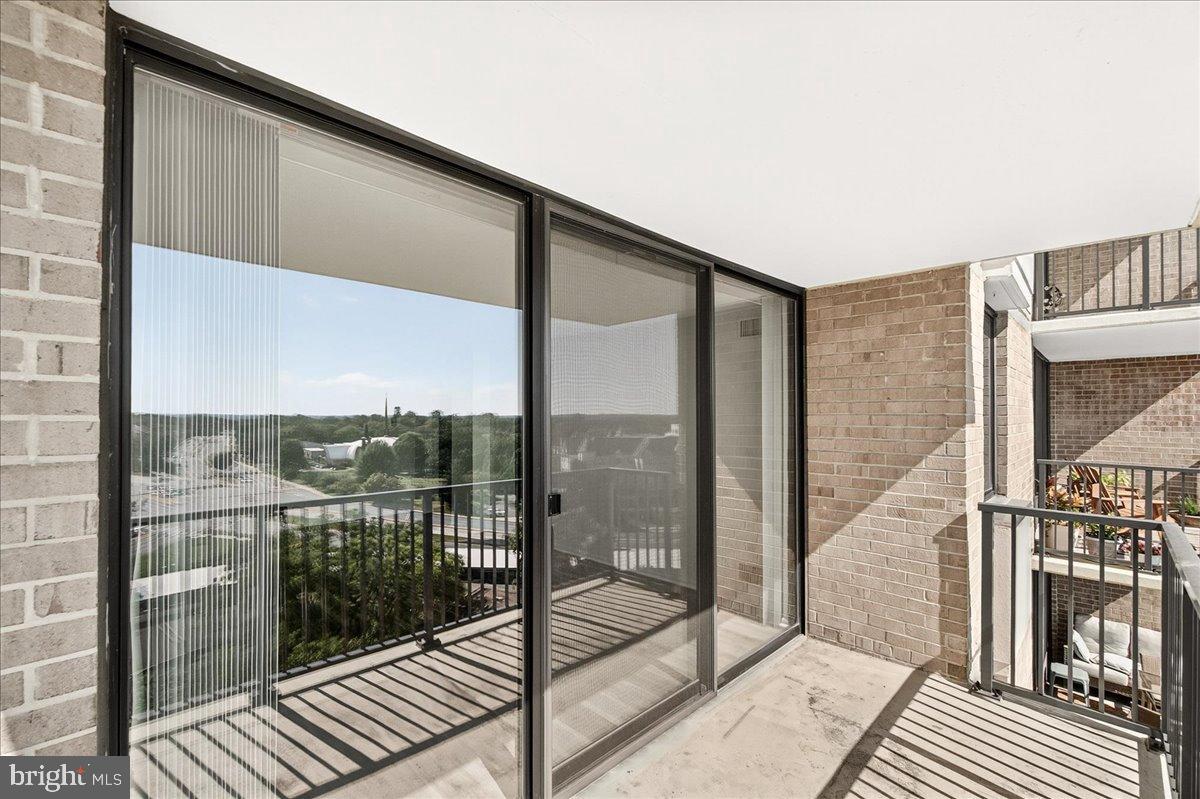 AMERICANA CENTRE - Residential