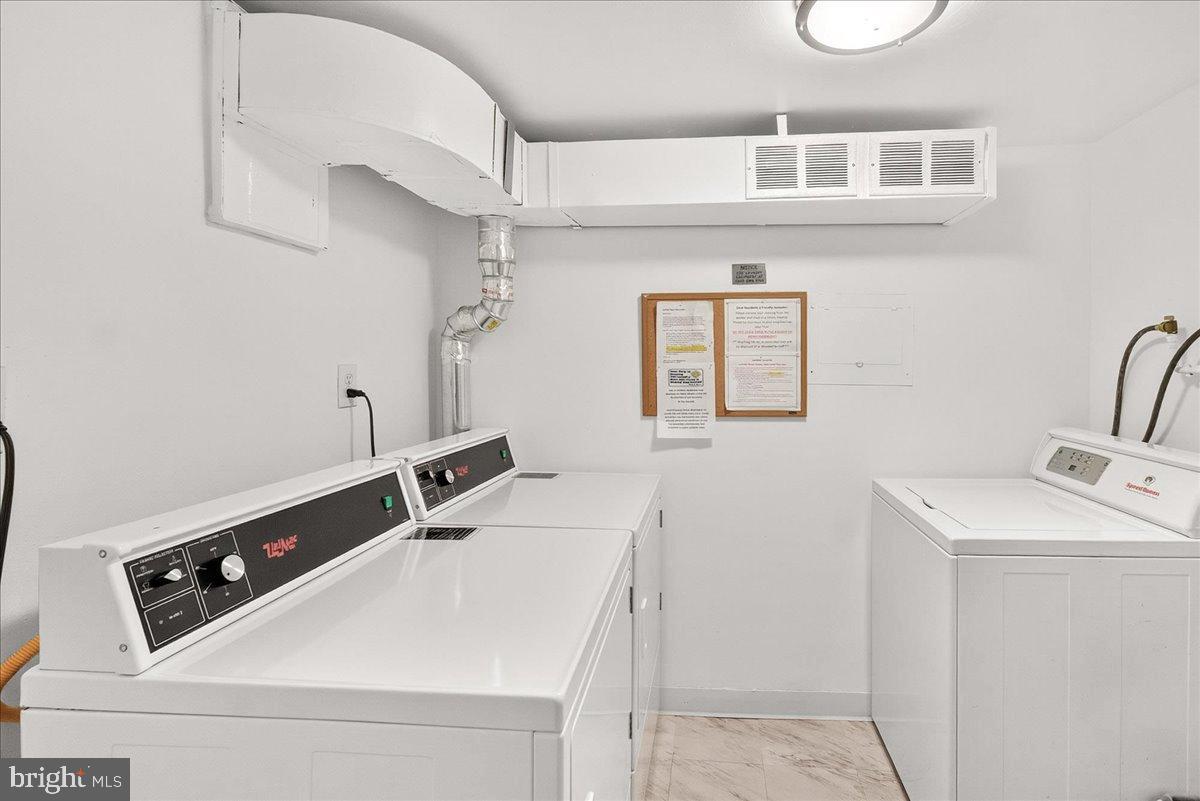 AMERICANA CENTRE - Residential