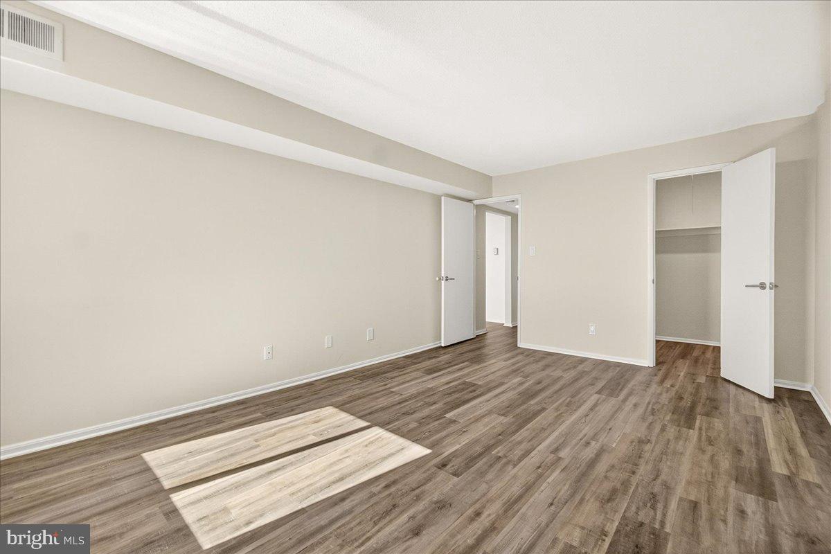 AMERICANA CENTRE - Residential