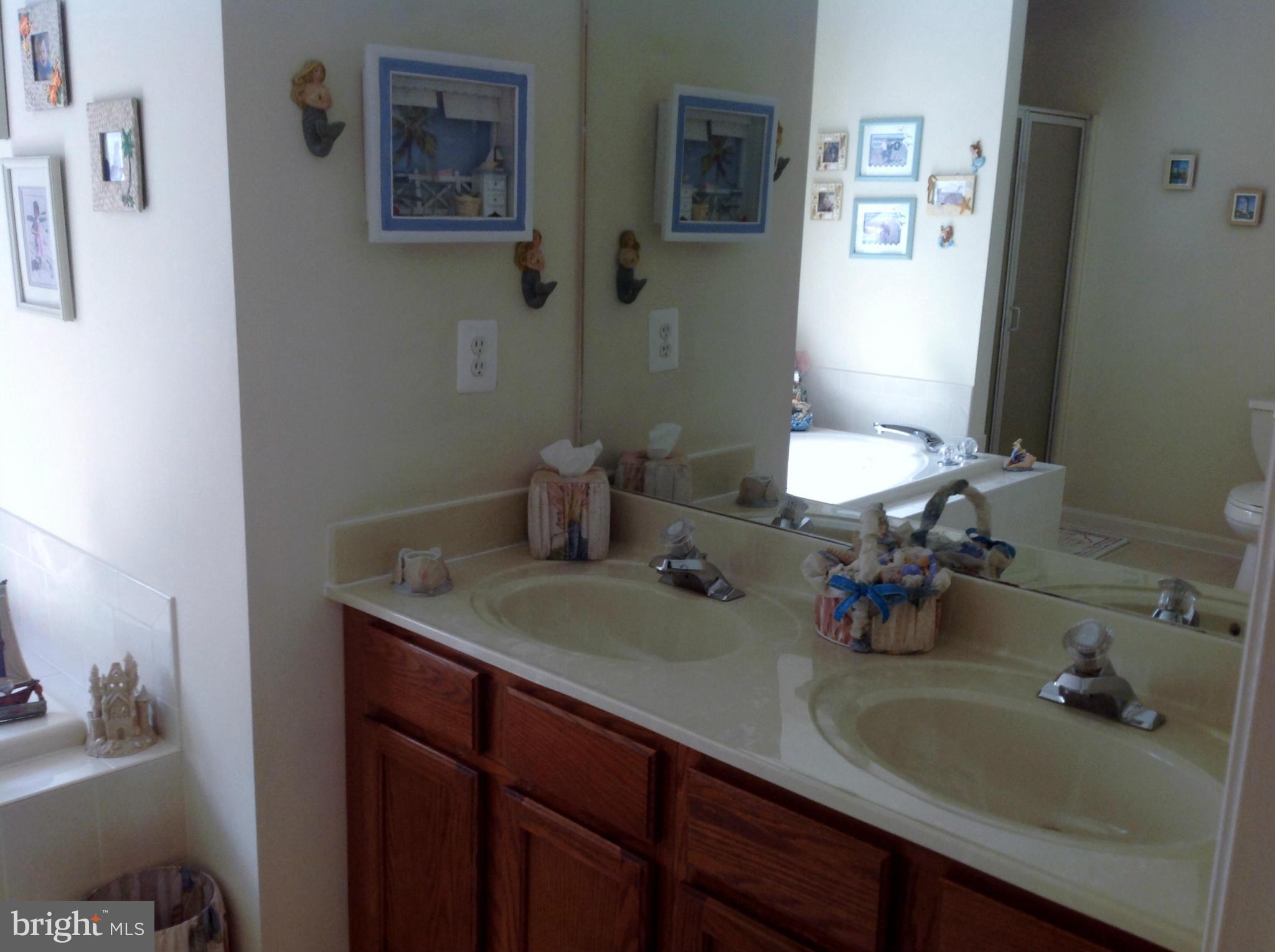 SWANSON CREEK LANDING SU - Residential