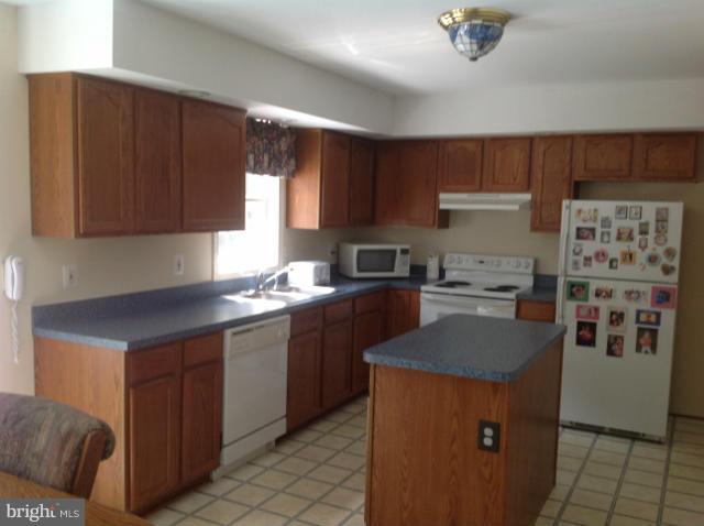 SWANSON CREEK LANDING SU - Residential