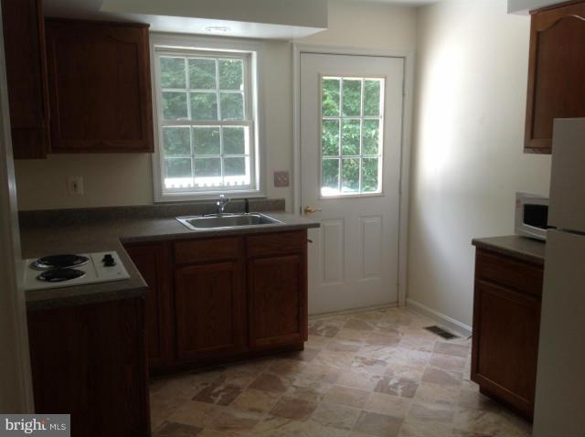 SWANSON CREEK LANDING SU - Residential