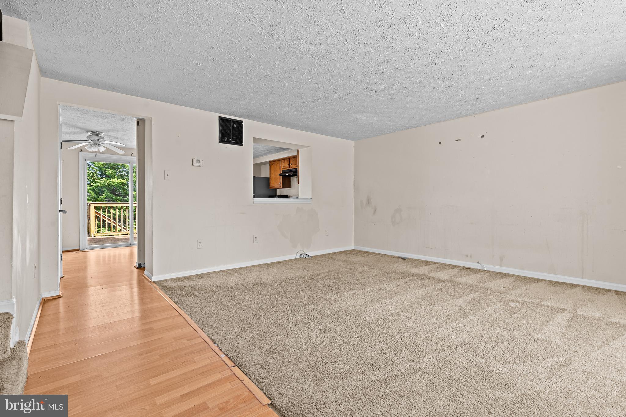 220 ELLERSLIE COURT