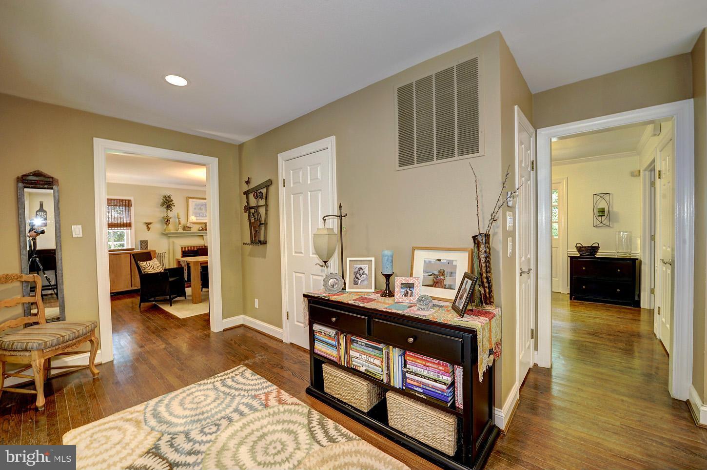 CHEVY CHASE - Residential