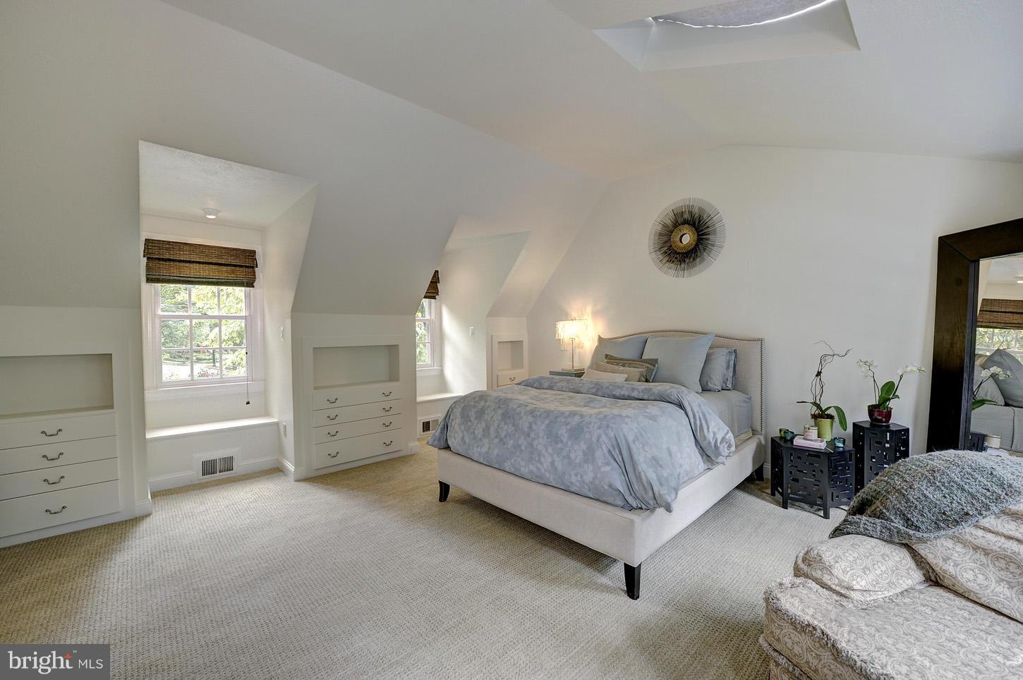 CHEVY CHASE - Residential