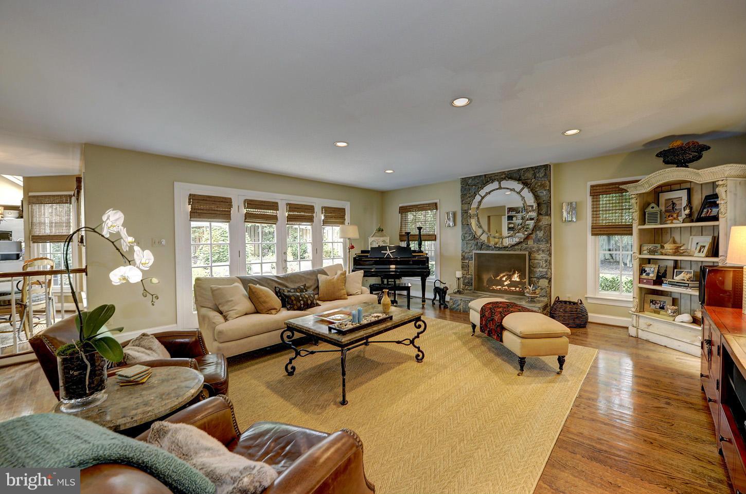 CHEVY CHASE - Residential