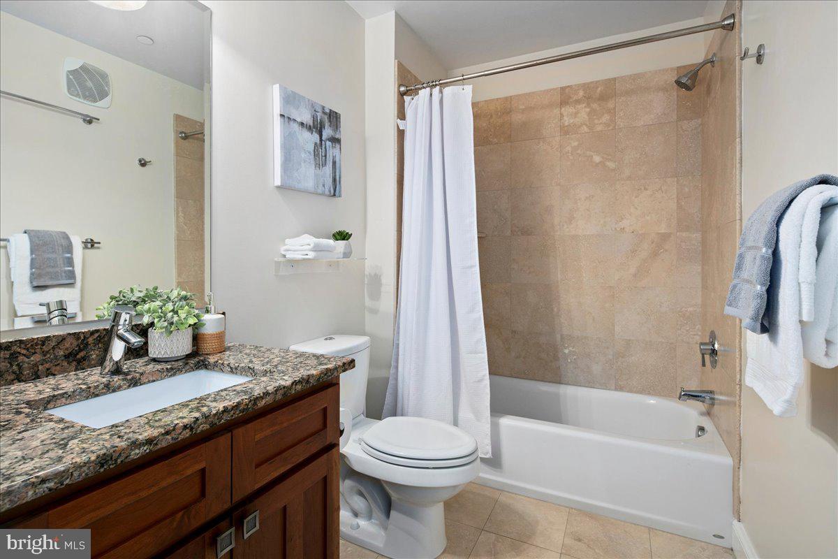 CLARENDON - Residential