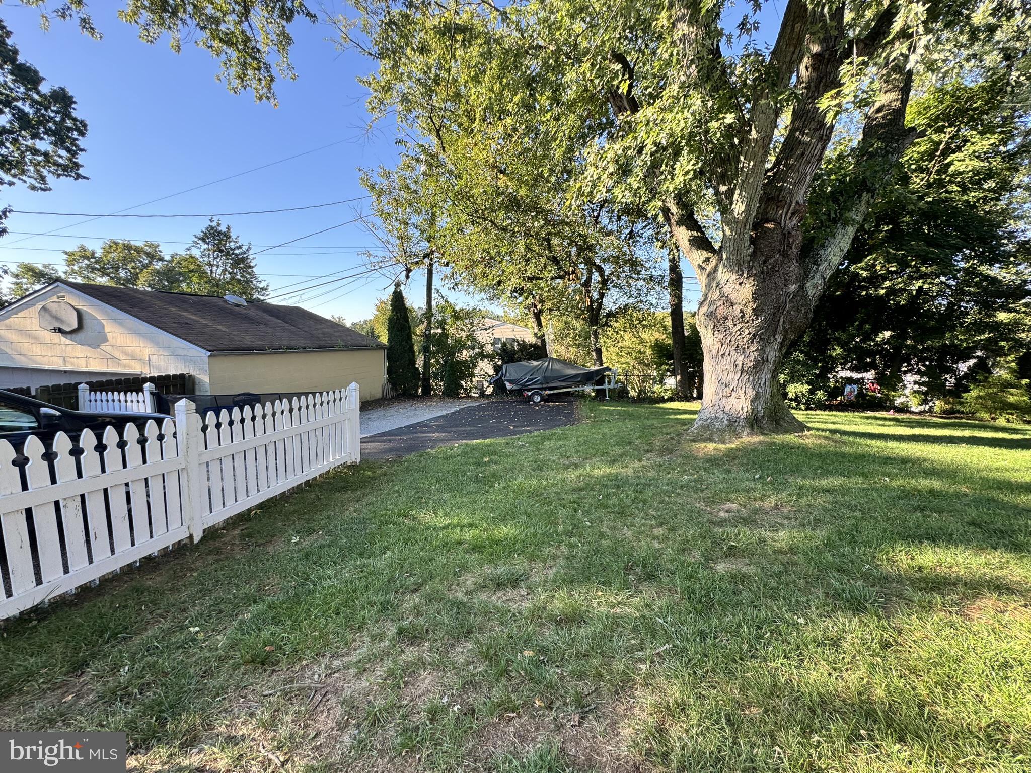 2809 SUPERIOR AVENUE
