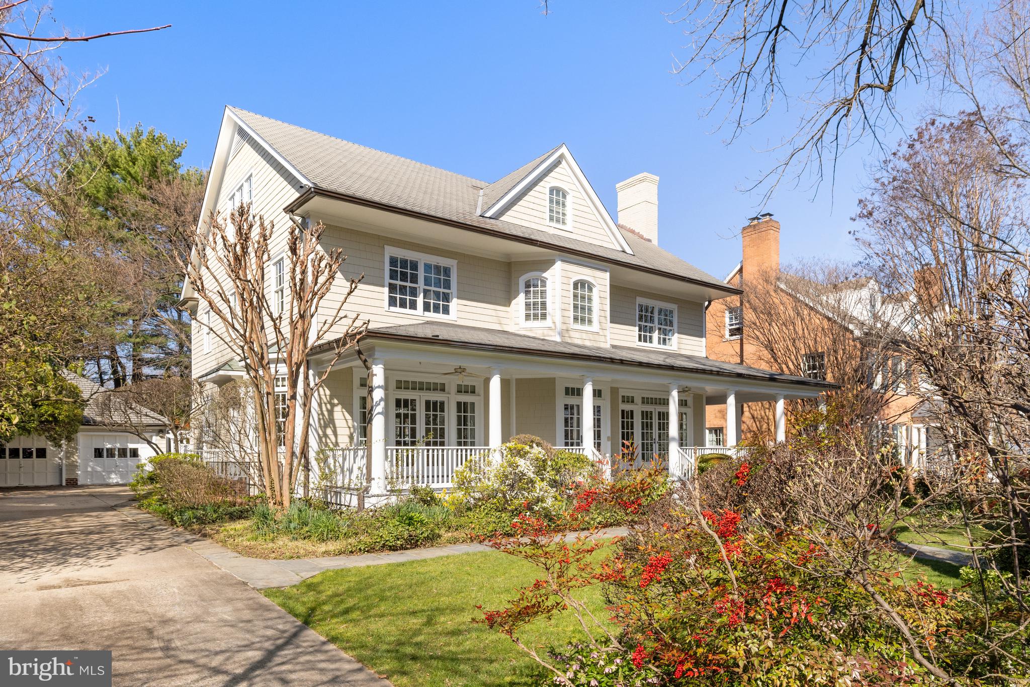 CHEVY CHASE VILLAGE - Residential