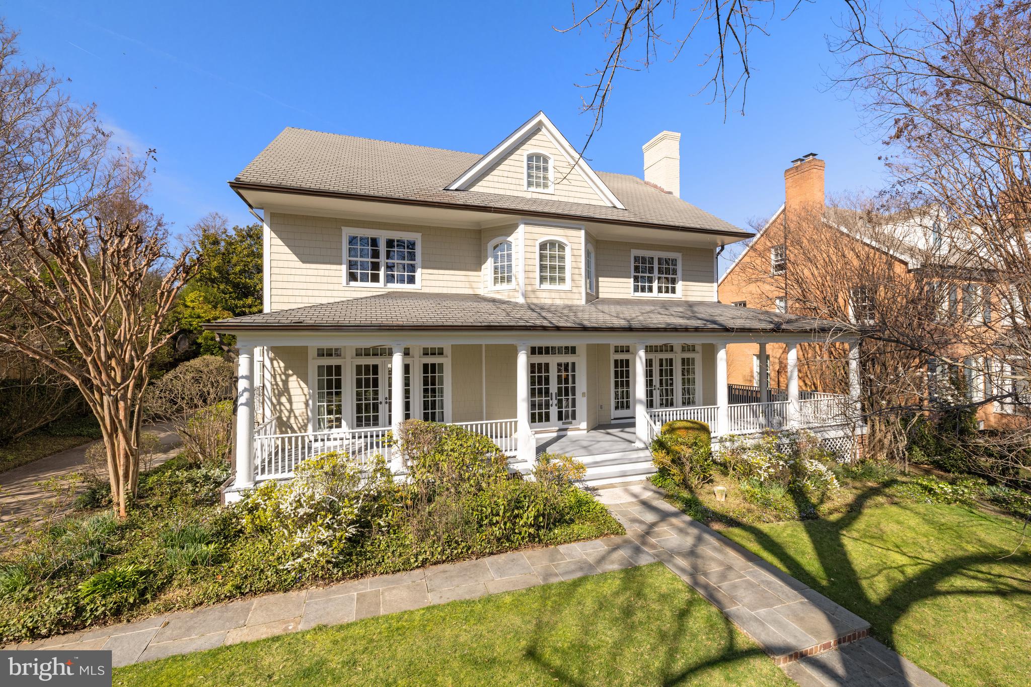 CHEVY CHASE VILLAGE - Residential