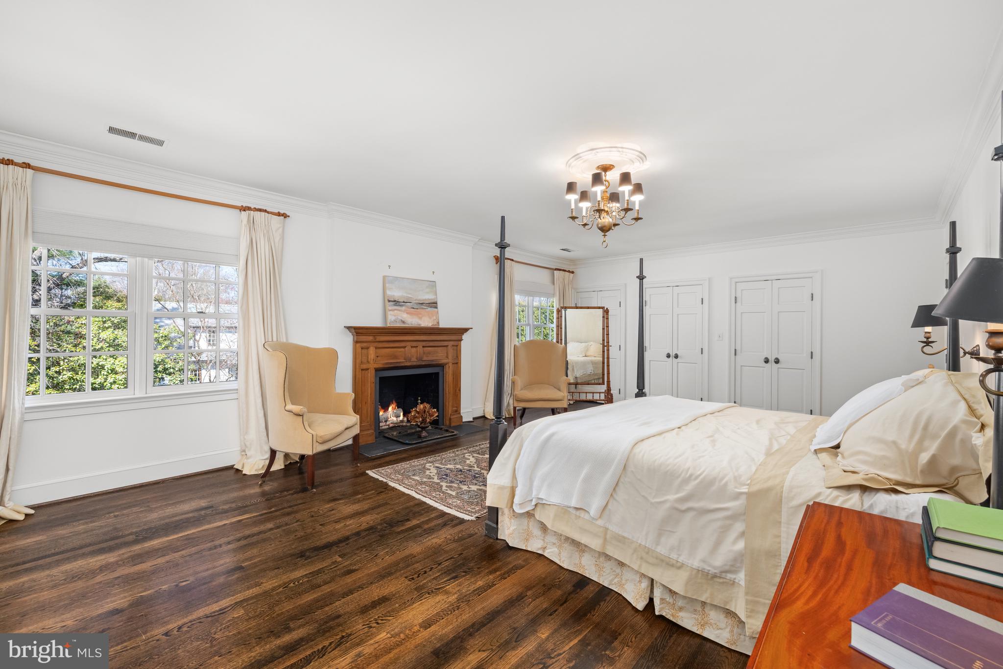 CHEVY CHASE VILLAGE - Residential