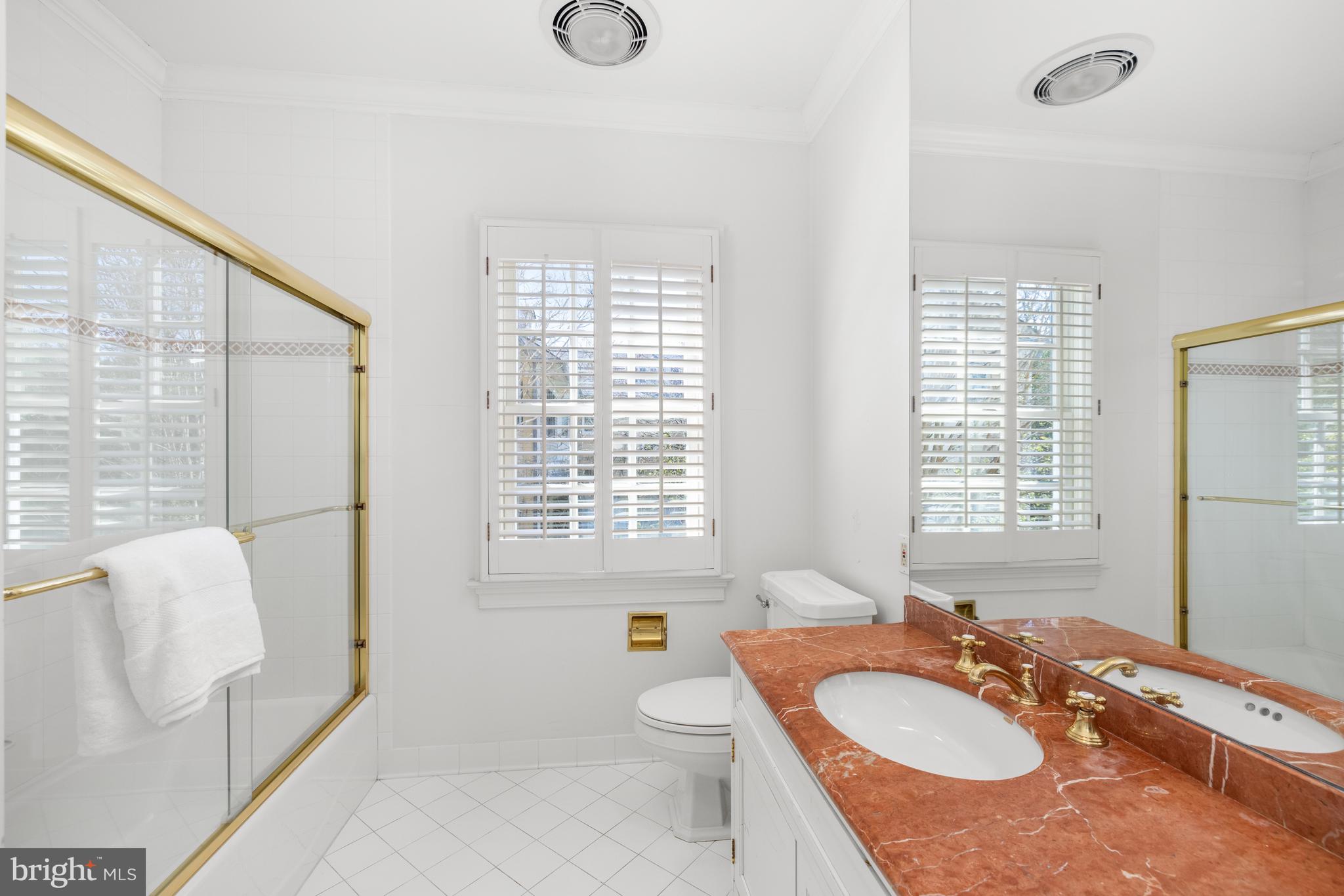 CHEVY CHASE VILLAGE - Residential